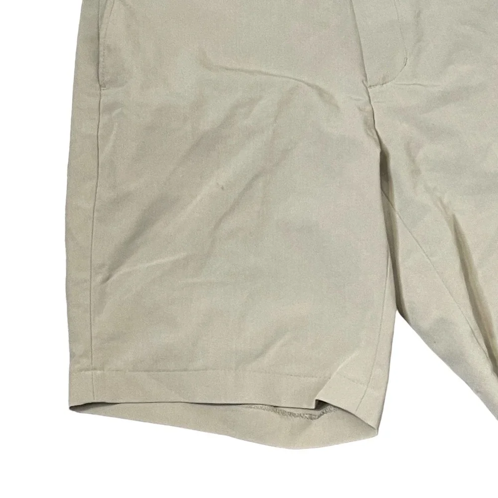 Monterey Club Golf Short Men Size 32 Chino Classic Fairway Beige Hi-Rise Stretch